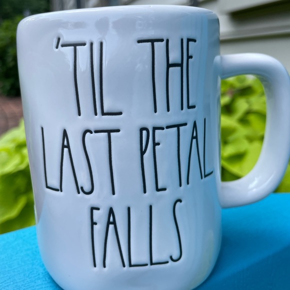 Set of 3 Rae Dunn x Disney beauty and the beast mugs - Picture 3 of 8